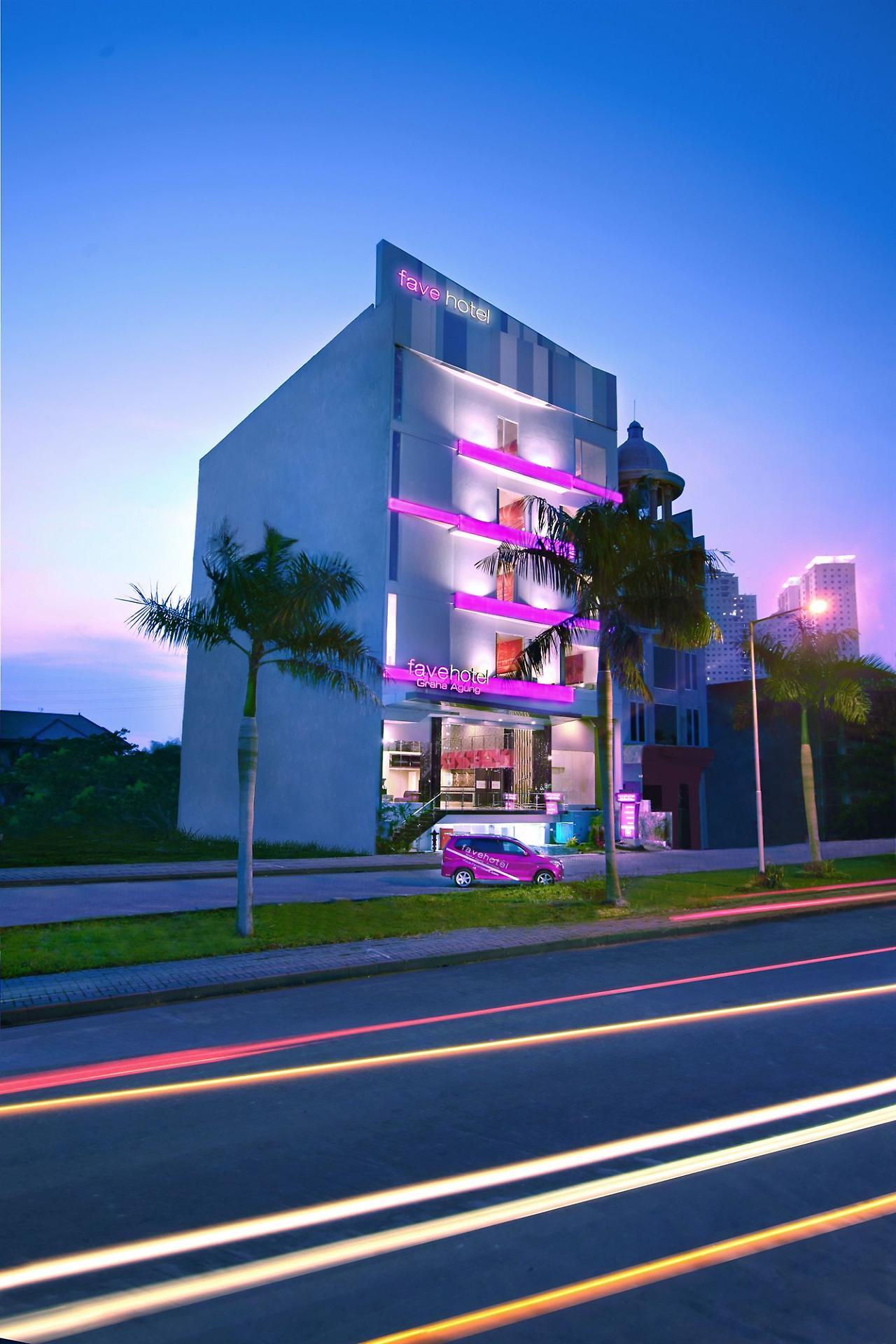 Favehotel Graha Agung Сурабая Екстериор снимка