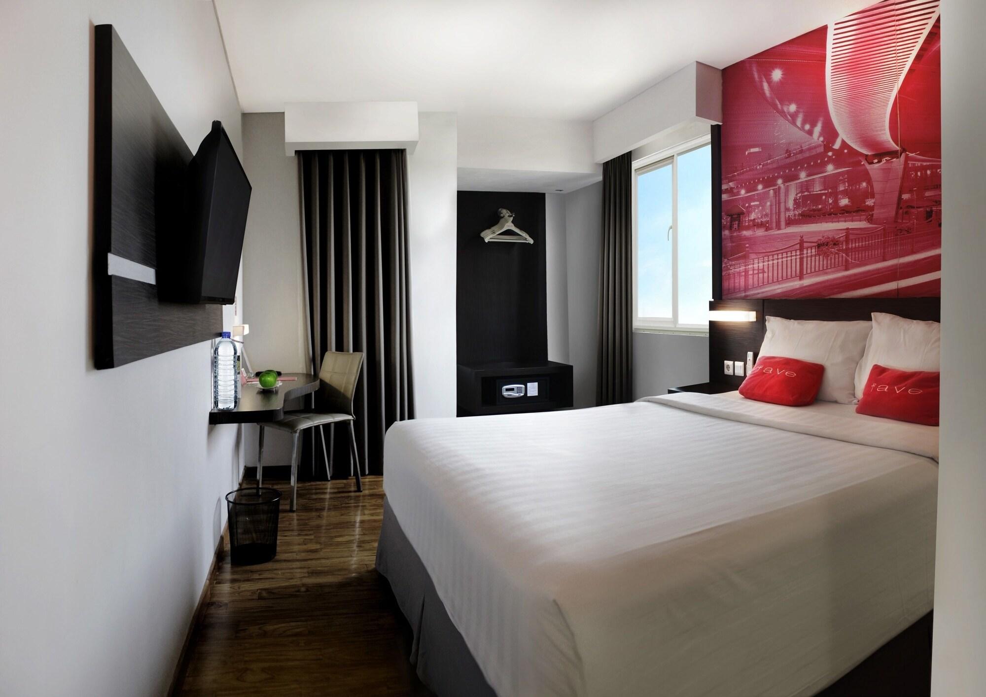 Favehotel Graha Agung Сурабая Екстериор снимка